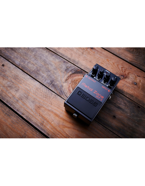 Boss MT-2 Metal Zone Distortion