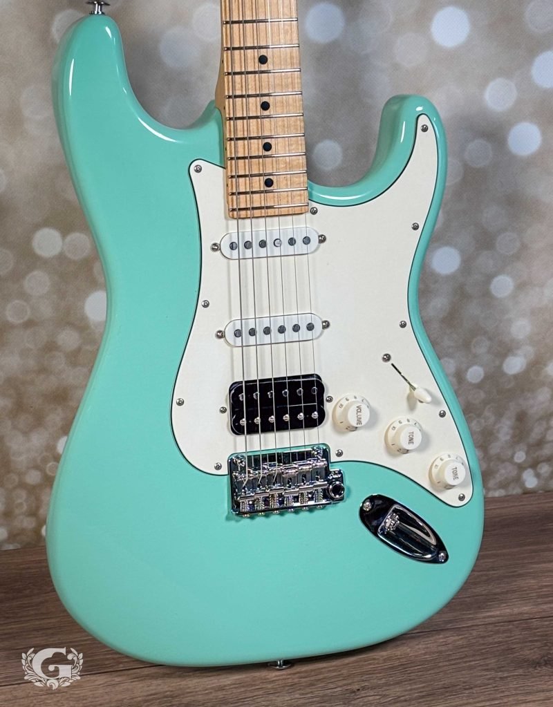 Suhr Classic S Antique HSS Maple Surf Green
