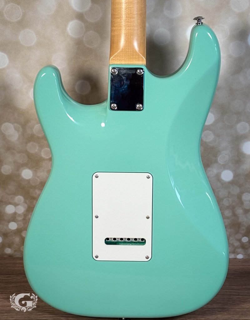 Suhr Classic S Antique HSS Maple Surf Green
