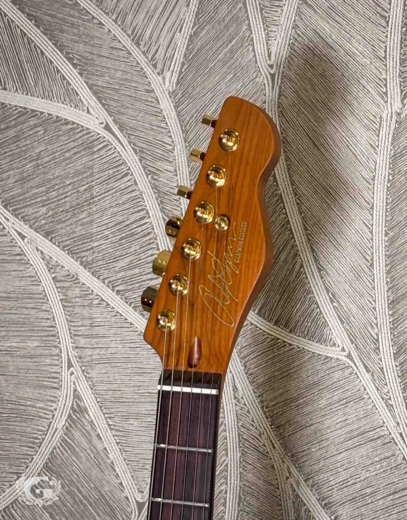 Chapman Guitars Lawmaker Classic Hollywood Red