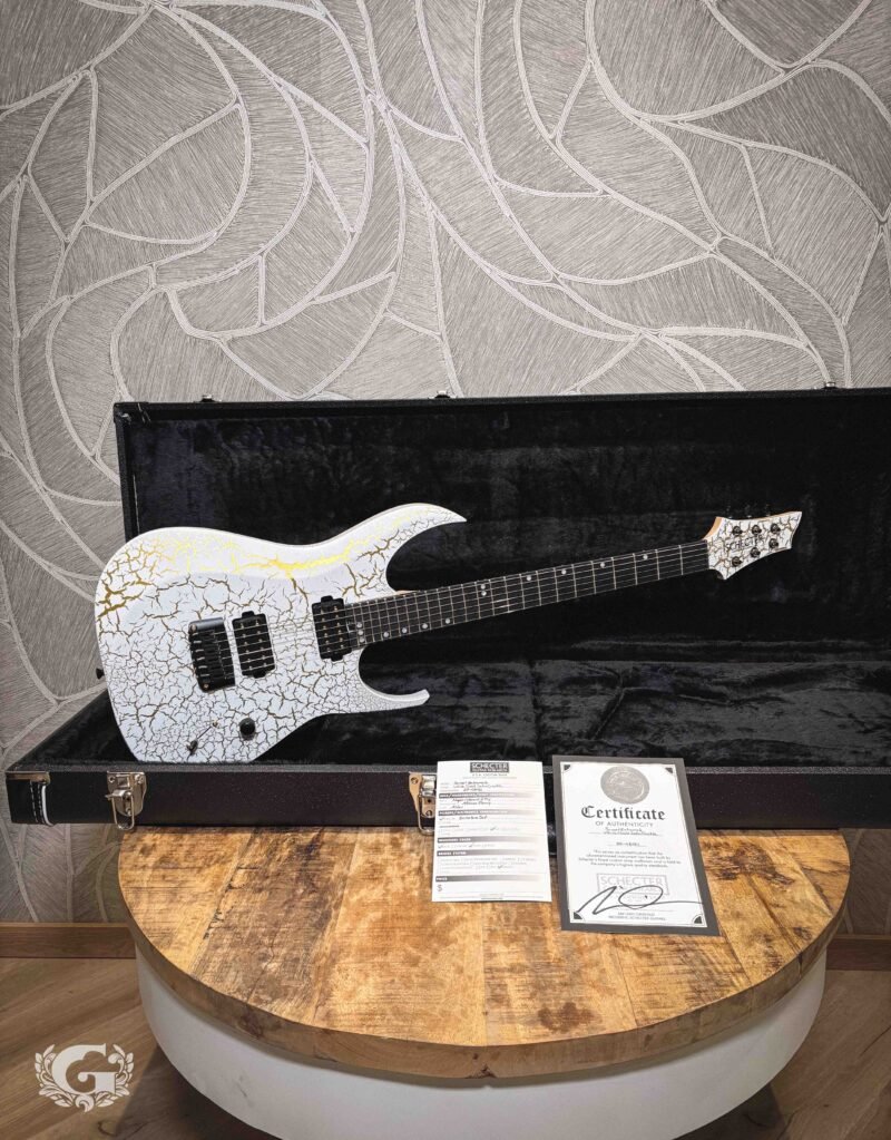 Schecter USA Sunset Extreme White and Gold Satin Crackle