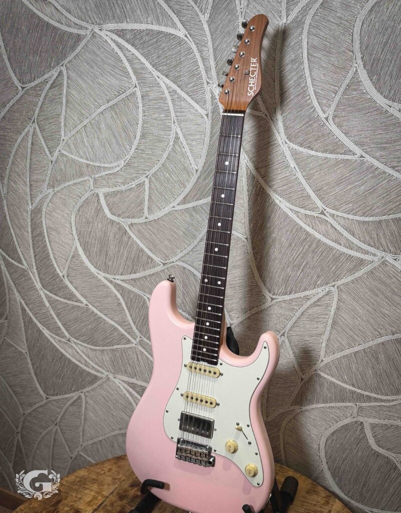 Schecter Traditional USA Wembley HSS - Shell Pink