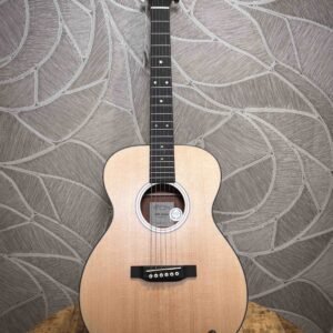 000_Junior-1 Martin 000JR-10