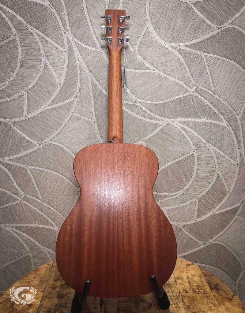 000_Junior-6 Martin 000JR-10