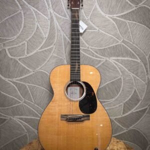 000_Retro_Plus-1 Martin 000E Retro Plus