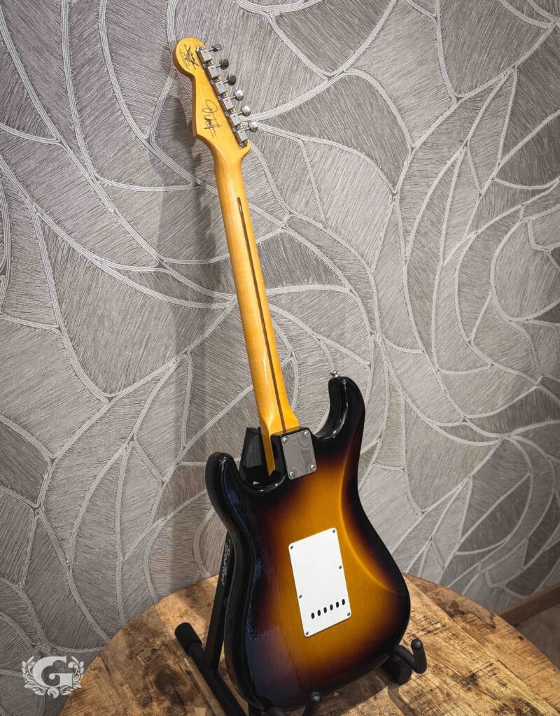 CS_56_Jimmy_Vaughan_Signature_Strat-10 Fender Custom Shop Jimmy Vaughan Signature 1956 Stratocaster Wide-Fade 2-Color Sunburst / OCCASION