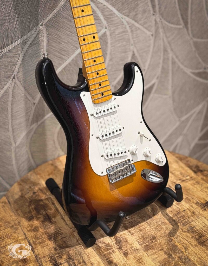 CS_56_Jimmy_Vaughan_Signature_Strat-3 Fender Custom Shop Jimmy Vaughan Signature 1956 Stratocaster Wide-Fade 2-Color Sunburst / OCCASION