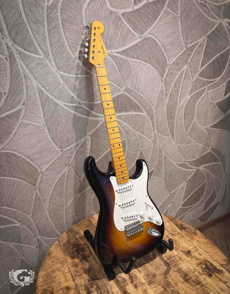 CS_56_Jimmy_Vaughan_Signature_Strat-4 Fender Custom Shop Jimmy Vaughan Signature 1956 Stratocaster Wide-Fade 2-Color Sunburst / OCCASION