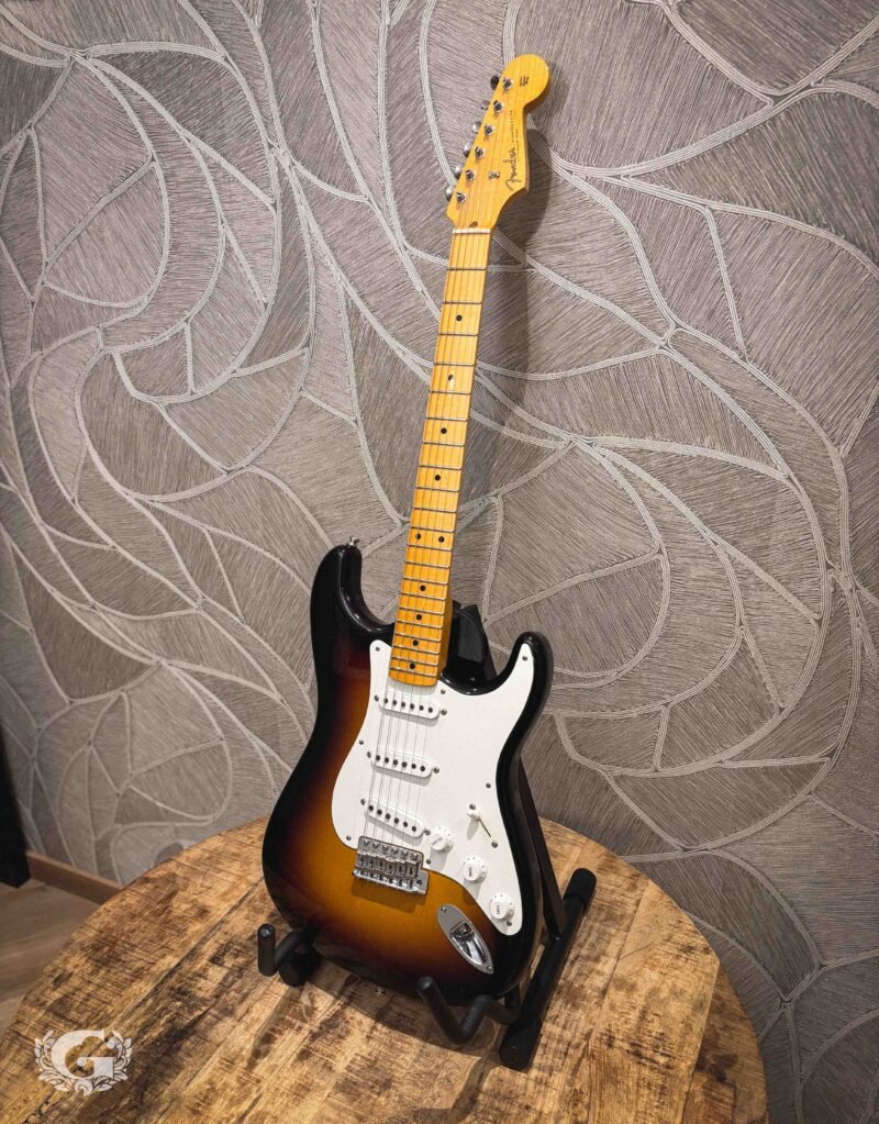 CS_56_Jimmy_Vaughan_Signature_Strat-5 Fender Custom Shop Jimmy Vaughan Signature 1956 Stratocaster Wide-Fade 2-Color Sunburst / OCCASION
