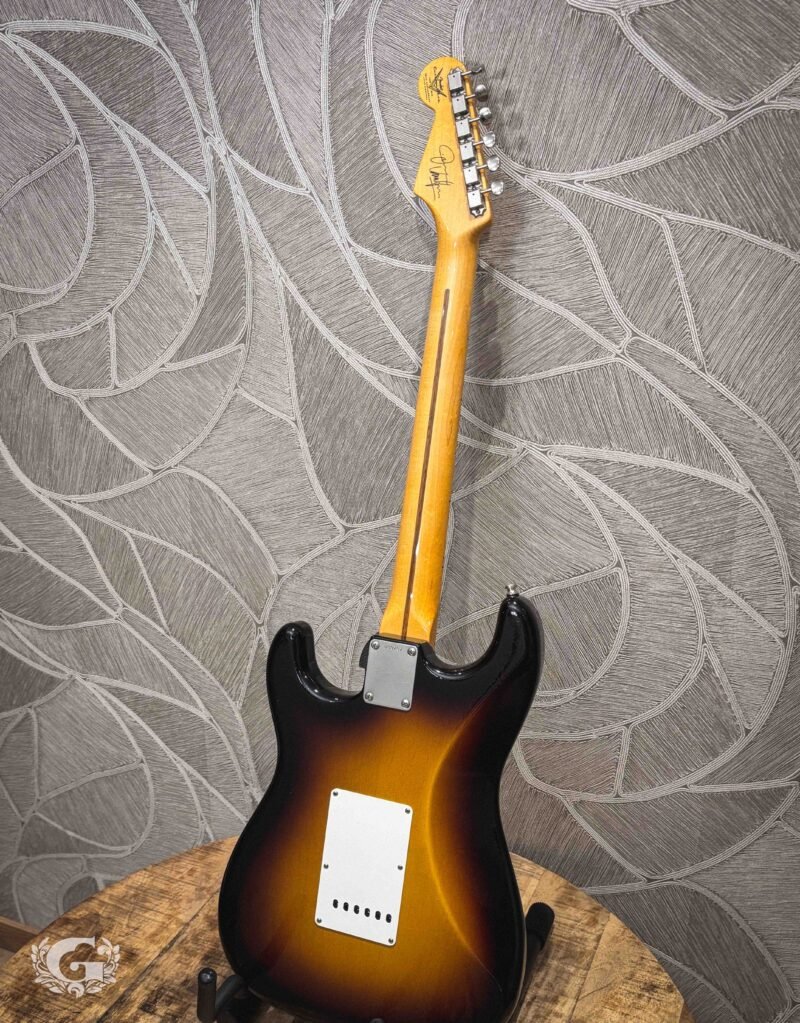 CS_56_Jimmy_Vaughan_Signature_Strat-9 Fender Custom Shop Jimmy Vaughan Signature 1956 Stratocaster Wide-Fade 2-Color Sunburst / OCCASION