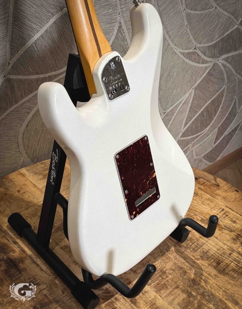 Fender American Ultra Stratocaster Arctic Pearl / OCCASION