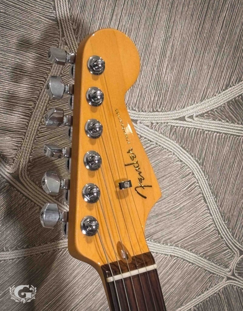 Fender American Ultra Stratocaster Arctic Pearl / OCCASION