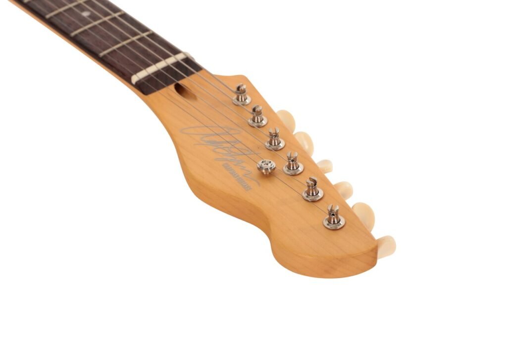 Chapman Guitars DPT Danish Pete Signature Fall Yellow