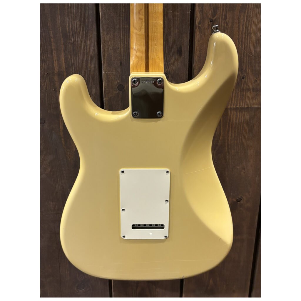 Fender Custom Shop Custom Deluxe Stratocaster Desert Sand